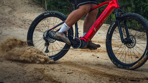 Esconder PSX 19" Red